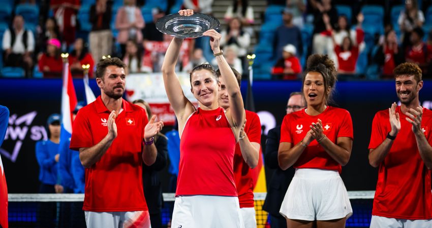 Belinda Bencic MVP trophy United Cup 2026